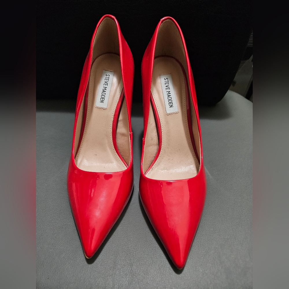 Steve Madden Vala Pumps